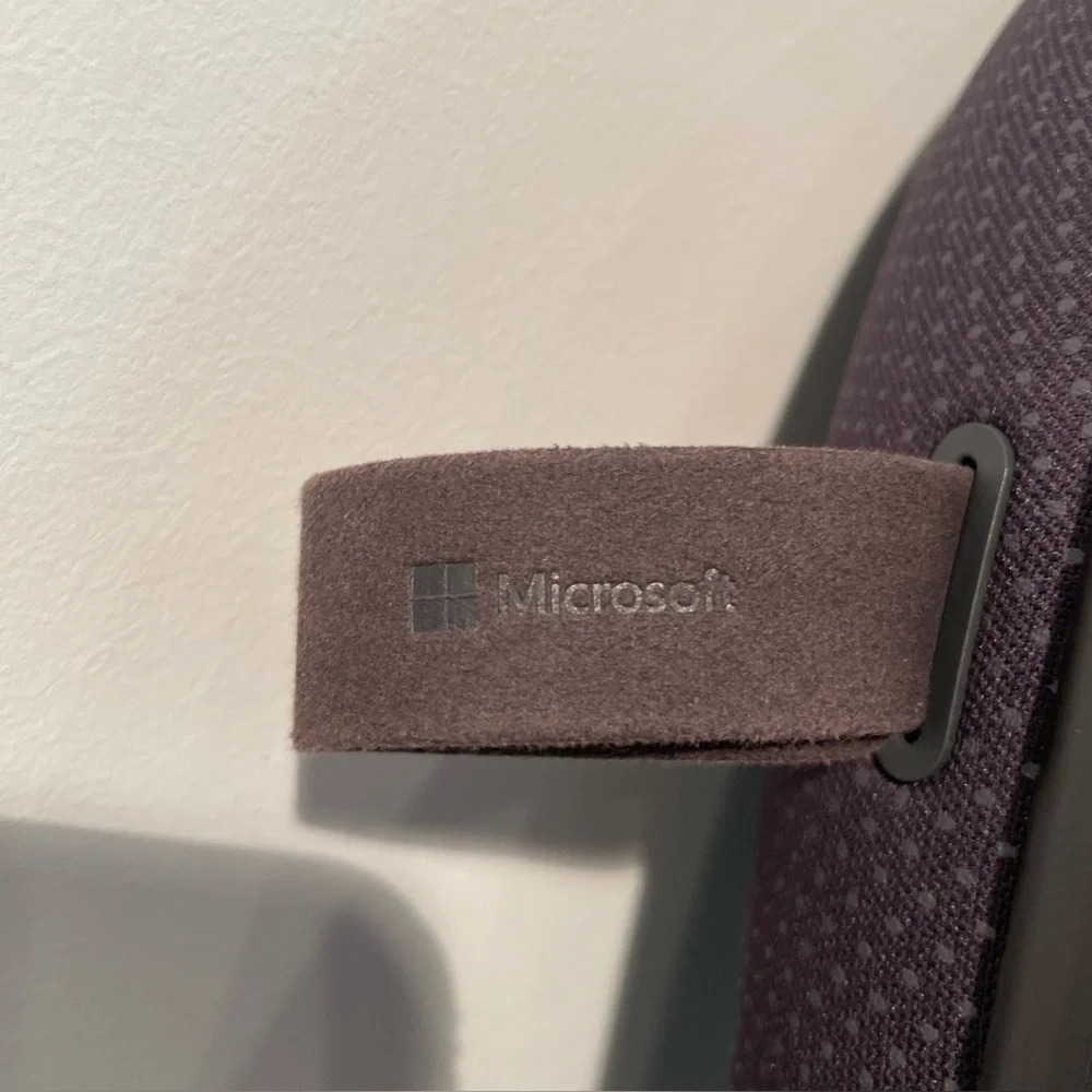 Microsoft HoloLens Developer Edition 1st Generation - Case Only